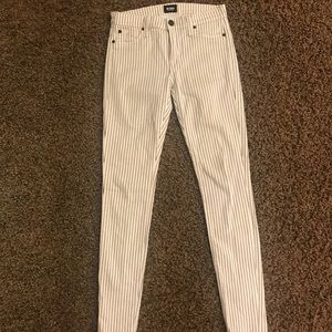 'Nico' Ankle Skinny Jeans